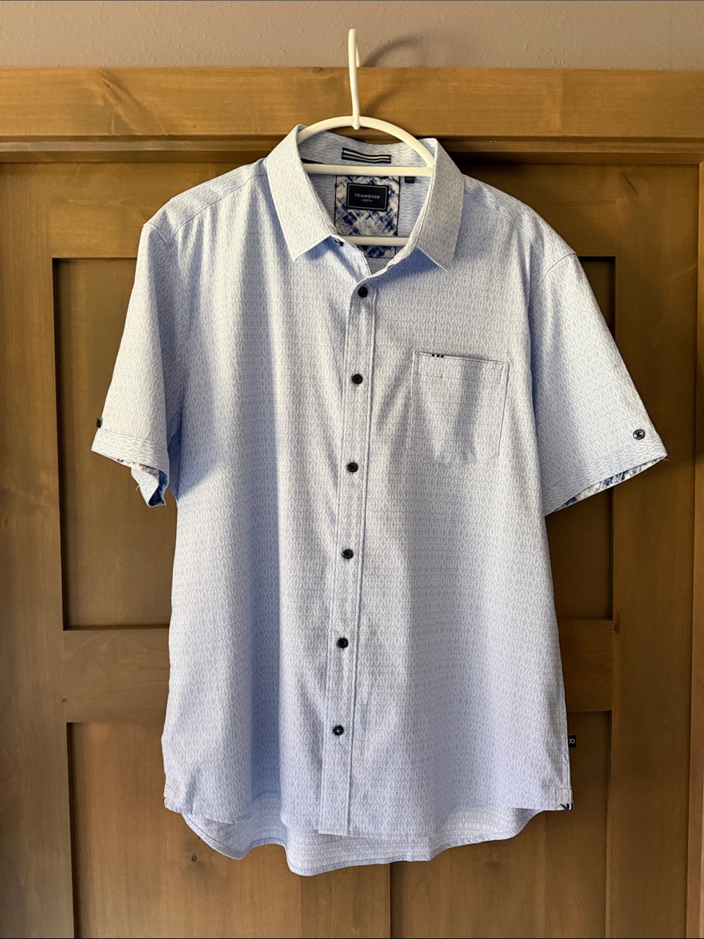 7 Diamonds Light Blue Short-Sleeve Button-Up Shirt